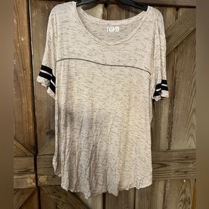 Maurice’s Shirt XXL